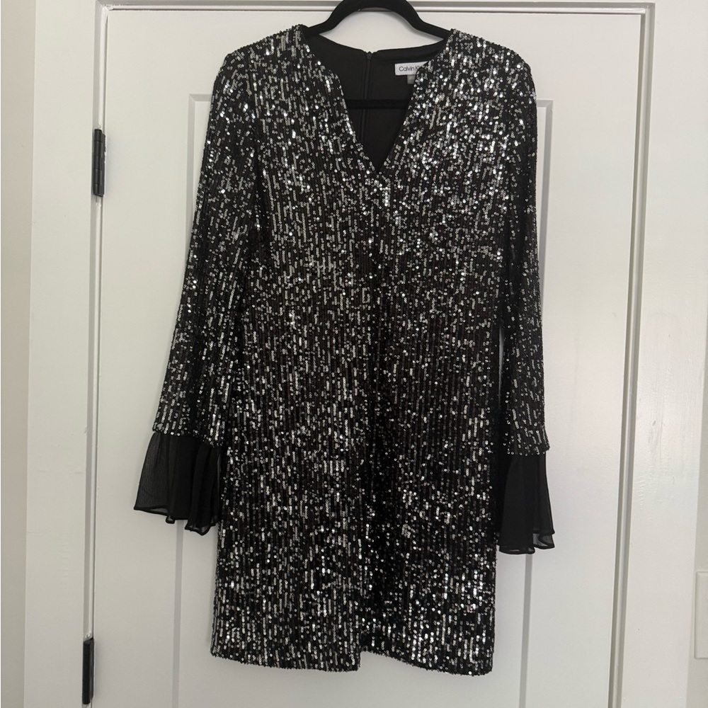 Calvin Klein Black and White Sheath Dress with Bell Sleeves